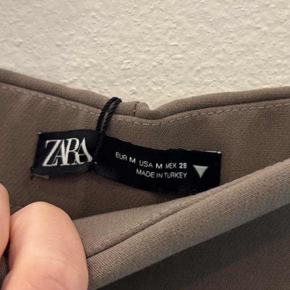 Zara Skort NWT Size Medium - Picture 3 of 4
